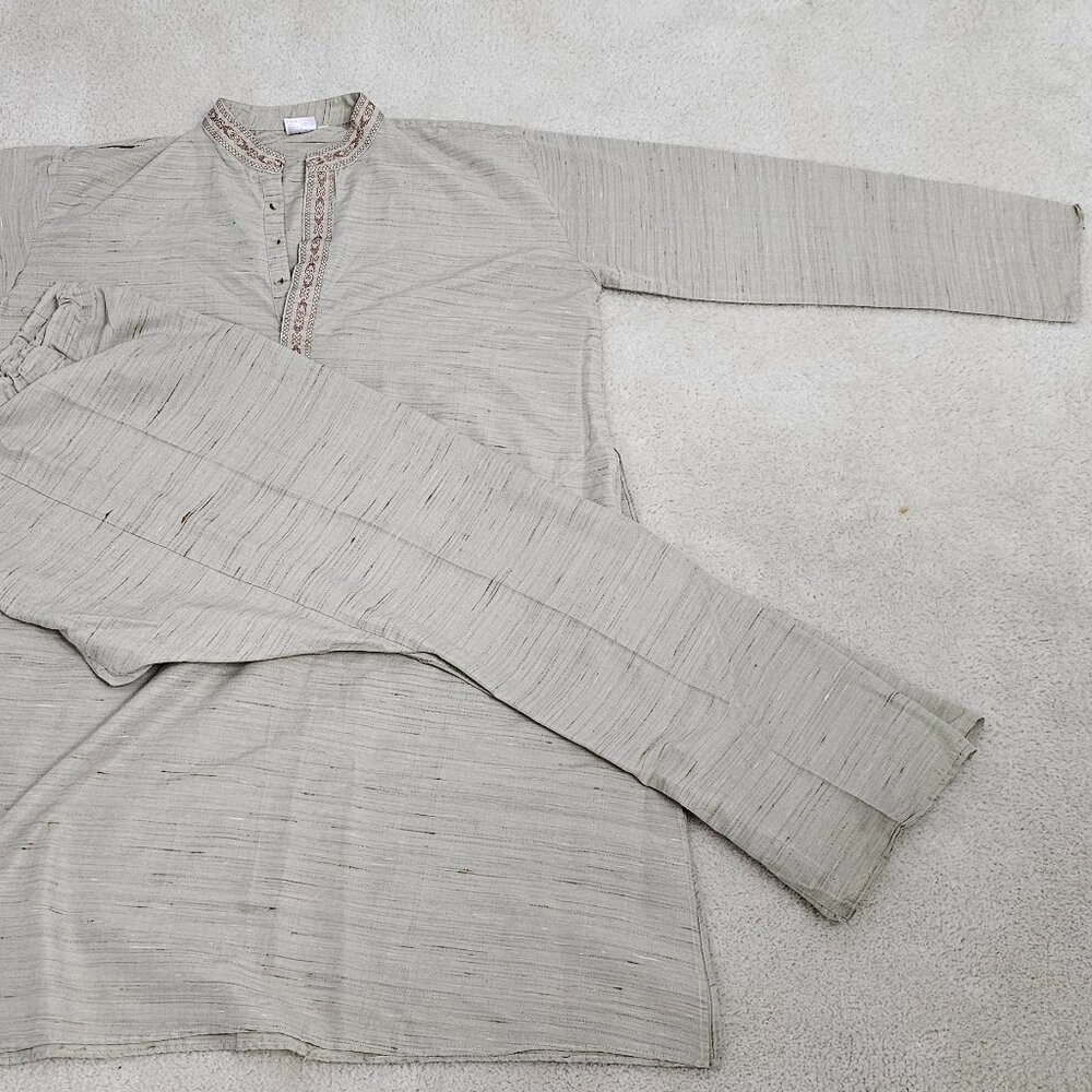 Mens Kurtha and Pajama - Complete set 100% silk